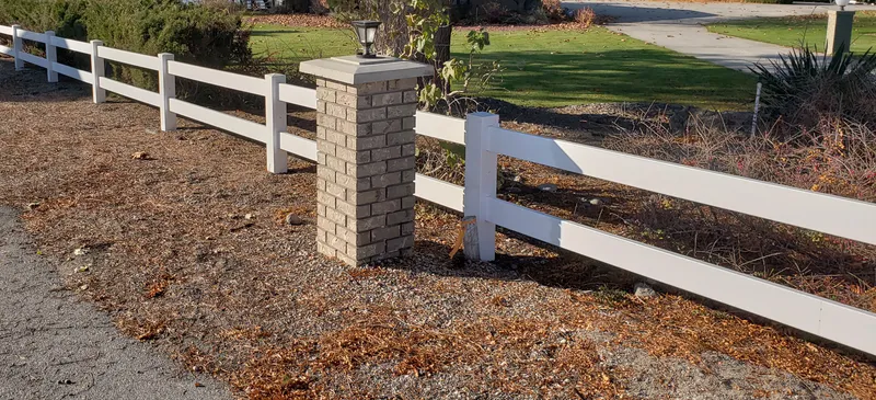 Ranch Rail 2 - Premium Fencing System