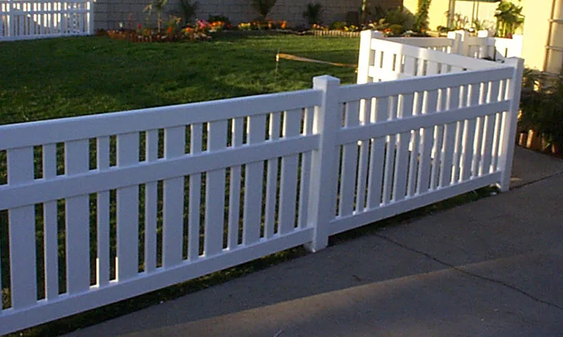 Semi Private Vinyl - Premium Fencing System