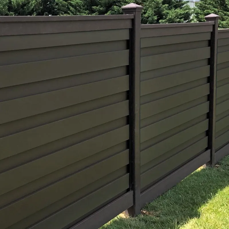 Solitudes Woodland Brown - Premium Fencing System